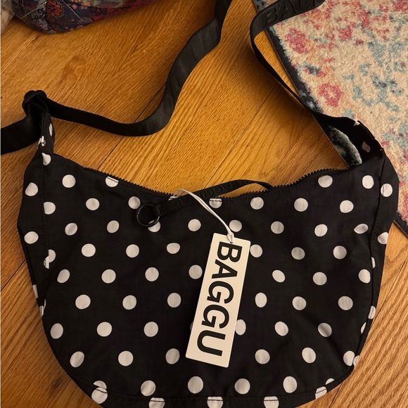 BAGGU Handbags - Baggu Black and White Polka Dot Shoulder Bag